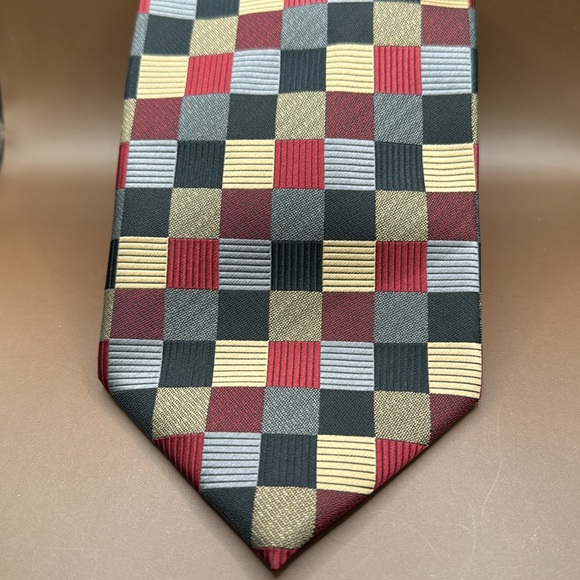 Knightsbridge Polyester Tie - Picture 1 of 3